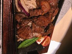 -穹六人间 people 6(岳阳路店)