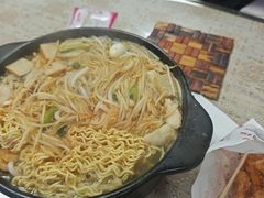 -砂锅米线