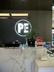-PE SALON