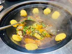 铁锅炖鮰鱼-蘸小院铁锅炖·蘸酱菜·东北菜(怀远门店)