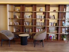 -成都锦华万达琉璃场亚朵酒店