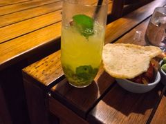 -三亚艾迪逊酒店·海滩烧烤 BARBACOA·现场乐队·浪漫晚餐·烧烤海鲜