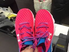 -UNDER ARMOUR(八达岭奥莱店)