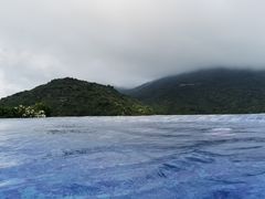 -三亚亚龙湾人间天堂鸟巢度假村