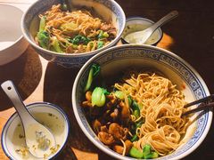 大肠面-沪西老弄堂面馆(定西路店)