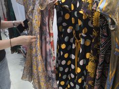 -广州白马服装市场