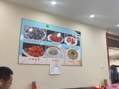 -东兴寒舍老北京炸酱面(三里河路店)