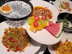 -凤凰湘语·平价海鲜餐厅(浦东旗舰店)