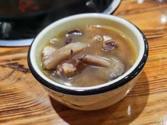 -菌之家·专业纯野生菌火锅·特色炒菌