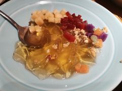 -蜜桃餐厅·伴山(湖滨商业街店)