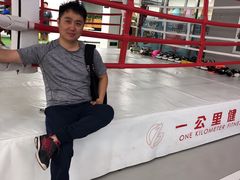 -一公里健身(龙湖紫都城店)