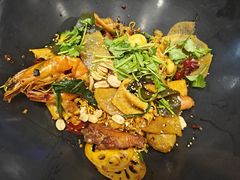 -醉人椒麻辣香锅(王府井喜悦店)