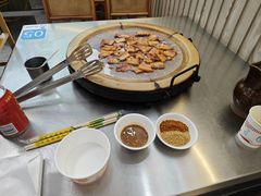 -随意石板烧(大理古城店)