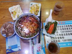 凉菜-伊穆祥牛肉面总店·清真