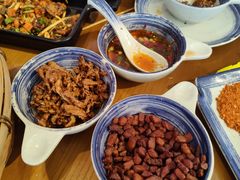 -包整·丝娃娃(一览甲秀楼风景店)