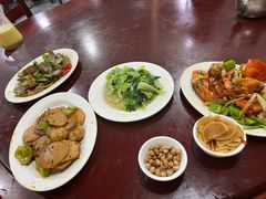-岛中岛·海鲜大排档·万宁老字号(东澳店)