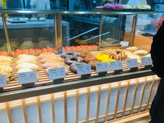 面包甜点陈列柜-木子木水日式烫面包(世界城光谷店)