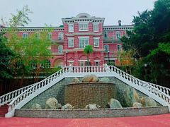 -香港大学