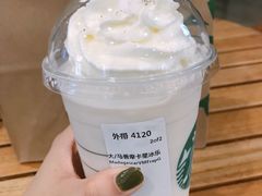 -星巴克臻选(莘庄仲盛店)