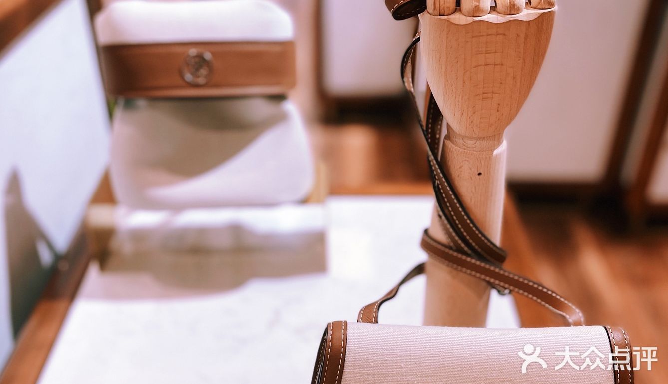 国货品牌ZESH,明星都在背,千元买同款!