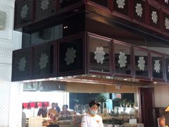 -荣誉国际酒店-云顶旋转餐厅