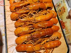-肥肥虾庄·金牌油焖大虾(汉街SKP店)