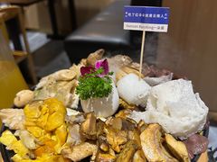 -一朵菌·野生菌探索家火锅(南亚店)