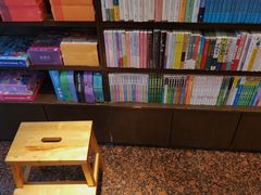 -晓风书屋(浙大紫金港店)