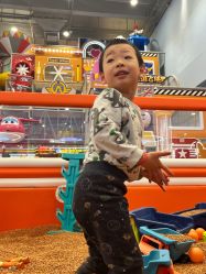 -乐多星球潮玩中心(沈阳嘉里城店)