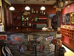 -小草屋轰趴馆别墅派对新场团建家庭聚会