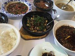 -铜锣湾·有麝自然香(渝北财富中心店)