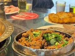 -周老三跷脚牛肉·全牛火锅(非遗传承店)