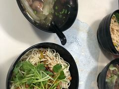 -一品郑记重庆牛肉米线馆(东泰路店)