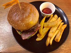 -HELLO 27 意面·沙拉·帕尼尼