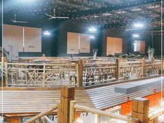 面包甜点陈列柜-庭苑饭香·生态餐厅(动物园店)