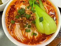 -麻六记(凤凰汇店)