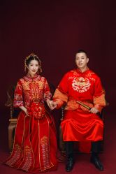 -挪娅婚纱摄影皇家会所