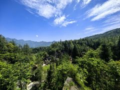 -梭布垭石林景区