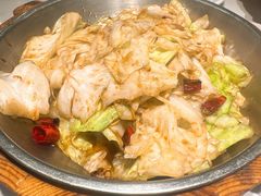 手撕包菜-刘胖子家常菜·蹄花焖藕(中央花园店)