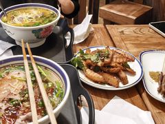 -云阿蛮云南生烫牛肉米线(奉贤路店)