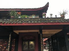 -峨眉山报国寺