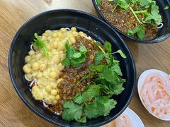 -耙豌豆重庆小面