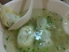-潘国仙耳光馄饨(黄家阙路店)