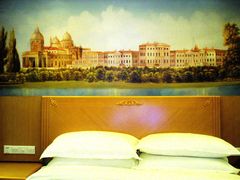 床及墙画-维也纳国际酒店·深圳北站店