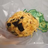 感觉产品跟泸溪河的挺像。团购的泡芙，价格很优惠