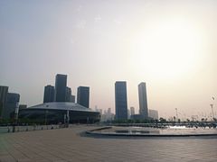 -东港音乐喷泉广场