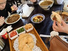 -蓝田九大碗民俗食府(蓝田店)