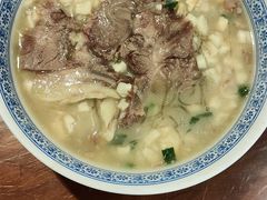 -老兰家传统烧烤炒菜泡馍(小南门店)