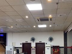 -一鼎牛鲜活牛肉城(晋江海峡国际食品城店)