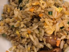 -扬二春炒饭(国庆路总店)